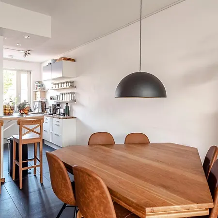 Familyhome Near The Ocean 4*