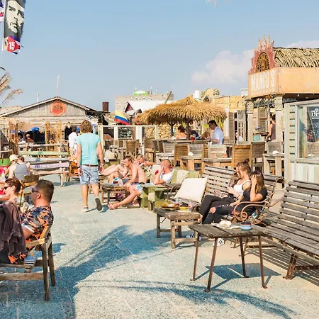 Familyhome Near The Ocean 4* האג